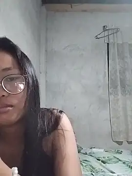 angelpinay44 online show from June 22, 2:25 pm