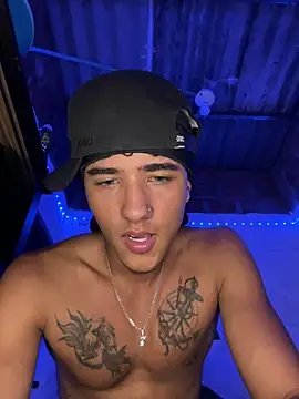 billi adamzz online show from May 16, 1:13 am