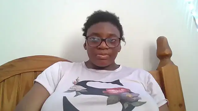 Snapshot of SexyGemBeauty chatting on July 19, 12:53 pm SexyGemBeauty online show from July 19, 12:53 pm