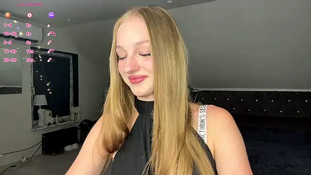 Anika Socutehe online show from July 14, 9:09 pm