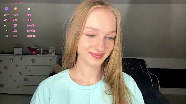 Anika Socutehe online show from July 15, 8:47 pm