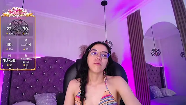 Amara Davis1 online show from May 2, 3:44 am
