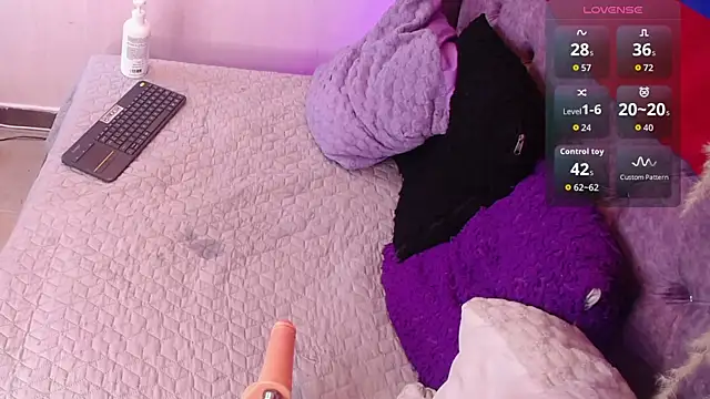 Snapshot of Amara_Davis1 chatting on July 20, 10:39 am Amara Davis1 online show from July 20, 10:39 am