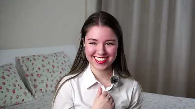 Snapshot of SmoggyWeek chatting on March 2, 11:50 am SmoggyWeek online show from March 2, 11:50 am