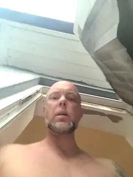 HornyDaddyMuscle online show from May 22, 7:41 pm