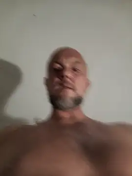 HornyDaddyMuscle online show from July 18, 3:00 am