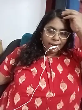 Snapshot of deepika-mallus chatting on June 22, 6:05 pm deepika-mallus online show from June 22, 6:05 pm