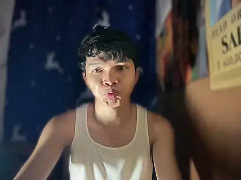 petiteasianxxx online show from April 23, 3:47 pm
