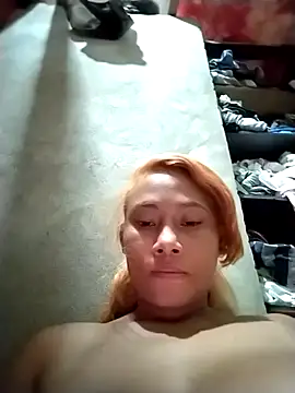 Hornyshow1 online show from April 28, 6:18 am