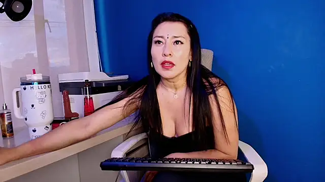 Terra  Rouse  online show from April 30, 11:27 am