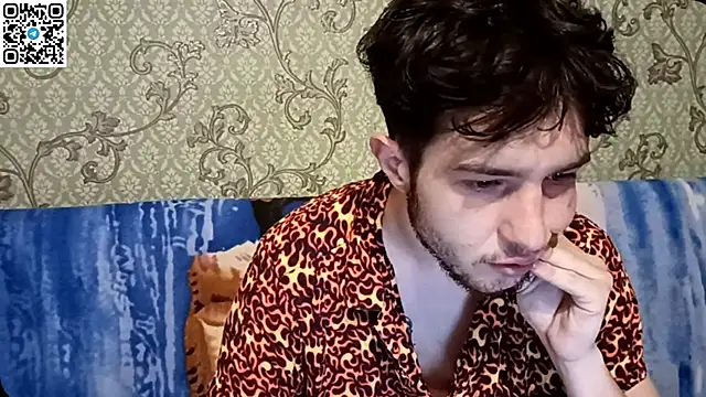  ZaneX online show from June 24, 7:13 pm