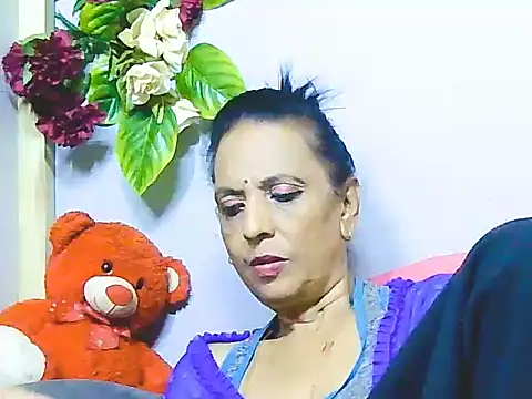 Hot queen58 online show from June 4, 3:01 am