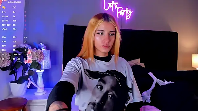 scarlett leex  online show from April 30, 4:08 am