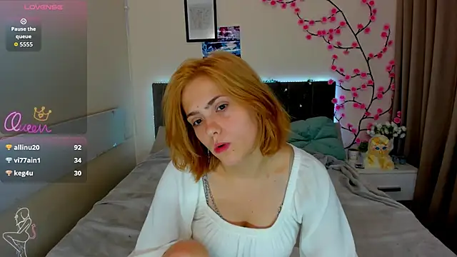 DellaRows online show from July 2, 6:03 pm
