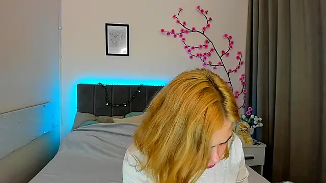 DellaRows online show from July 21, 5:43 am