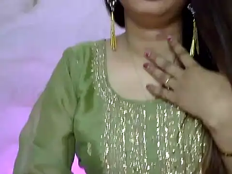 Snapshot of Niya_thakur chatting on April 4, 4:33 am Niya thakur online show from April 4, 4:33 am