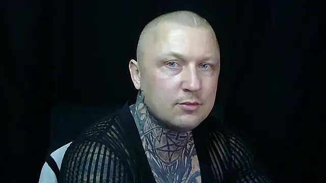 devilWithTats online show from April 15, 8:54 am