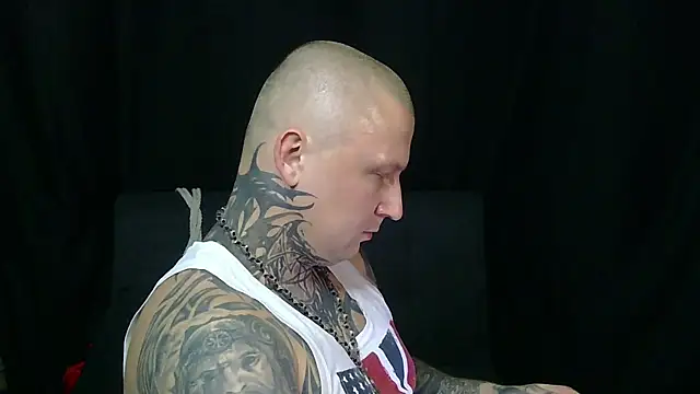 devilWithTats online show from June 16, 3:58 pm