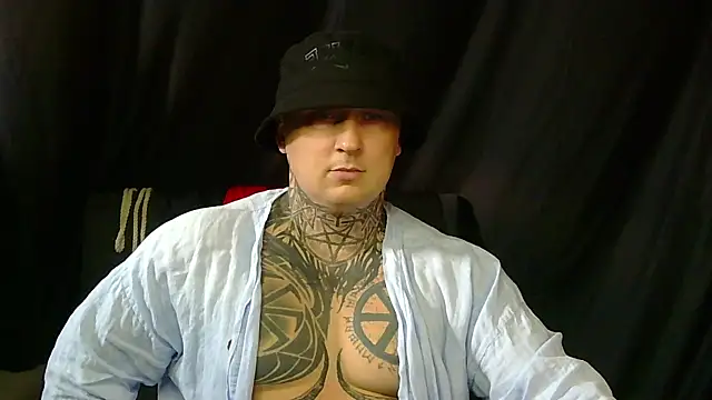 devilWithTats online show from July 28, 12:48 pm