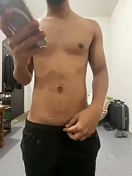 adiii283 online show from March 7, 7:38 am