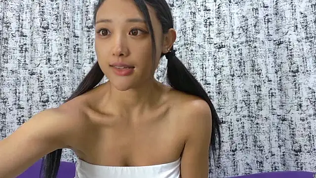 Snapshot of Rielu_xoxo chatting on April 24, 11:56 am Rielu xoxo online show from April 24, 11:56 am