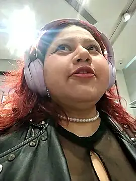 primrose17 online show from March 8, 8:56 pm