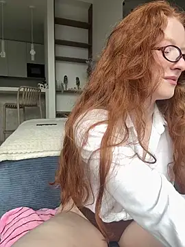 Snapshot of gingerlatte chatting on May 26, 9:16 am gingerlatte online show from May 26, 9:16 am