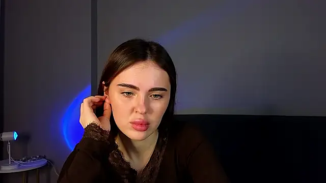 SheilaHigh online show from March 10, 3:28 pm