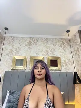 AnitaMore  online show from June 4, 12:11 pm