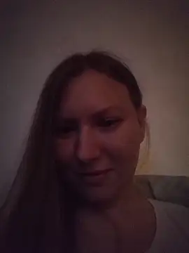 August Shine online show from April 23, 6:32 pm