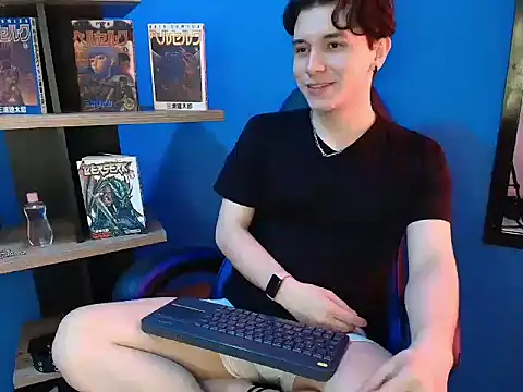 hollannd  online show from March 6, 12:45 pm