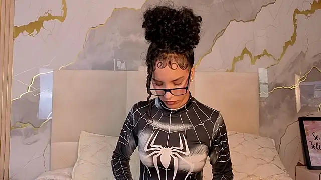 ElizabethSwift online show from March 12, 8:26 pm