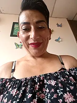 Lucia Rios online show from April 23, 9:39 pm