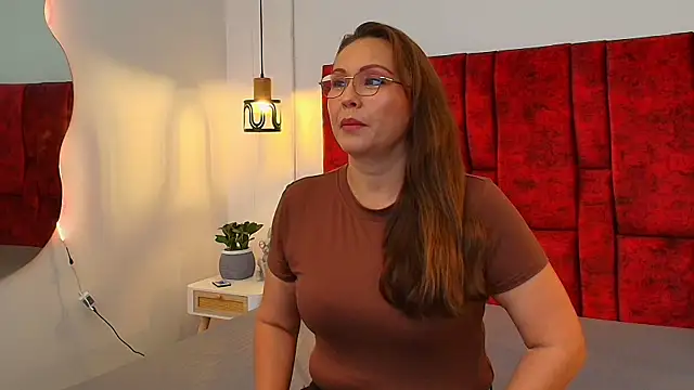  Monaliza  online show from May 8, 12:21 pm