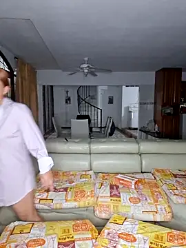 andruscatrina online show from March 4, 4:07 am