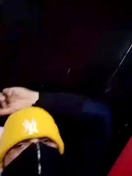 sexydz213 online show from March 8, 8:56 pm