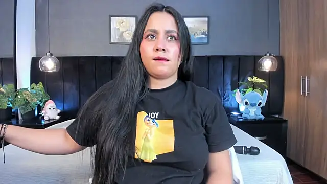 alejandra  garcia online show from July 1, 3:19 am