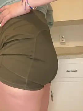 PinUpMorgan online show from April 18, 4:27 am