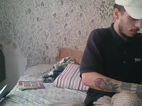 Snapshot of Hetbbi chatting on July 17, 3:39 pm Hetbbi online show from July 17, 3:39 pm