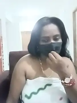 Snapshot of misti-boudii chatting on July 3, 4:13 pm misti-boudii online show from July 3, 4:13 pm