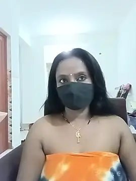 Snapshot of misti-boudii chatting on July 12, 2:19 pm misti-boudii online show from July 12, 2:19 pm