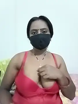 Snapshot of misti-boudii chatting on July 14, 12:55 pm misti-boudii online show from July 14, 12:55 pm