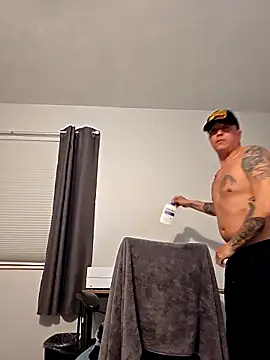 DoggiiDick online show from March 10, 1:43 am