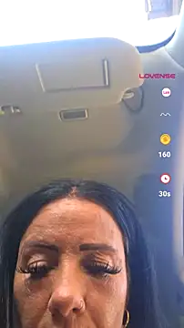 Snapshot of WifeWithPermission chatting on July 21, 9:22 am WifeWithPermission online show from July 21, 9:22 am
