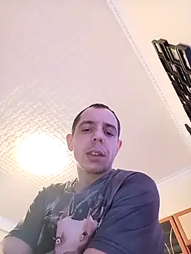 Hugo1993 online show from March 1, 1:35 pm