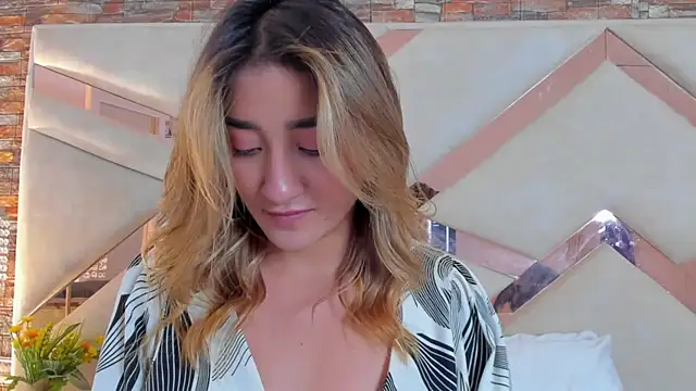 lucy davies online show from July 3, 11:49 am