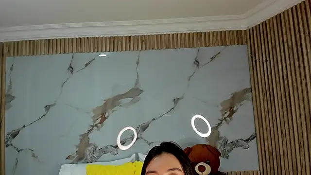 Snapshot of Mily17_ chatting on July 20, 11:01 am Mily17 online show from July 20, 11:01 am