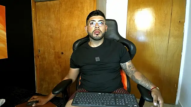 ashwin koch online show from March 6, 11:34 pm