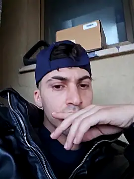 Andreakkkk online show from March 3, 4:57 pm