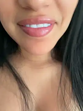 m1ury online show from April 28, 1:38 pm